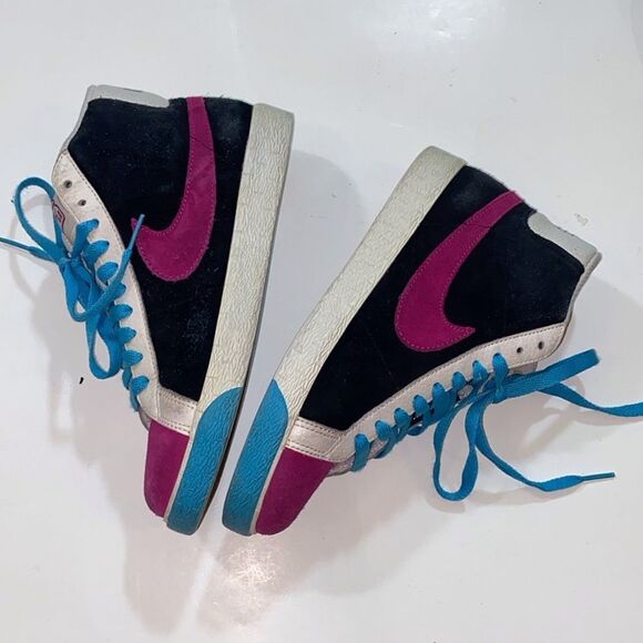 Nike Blazer Mid 6.0 High-Tops with Magenta and Teal Highlights Women Shoes z,8US - Picture 5 of 16